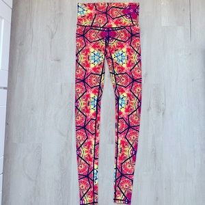 Wolven Thread High-Rise leggings (Small)